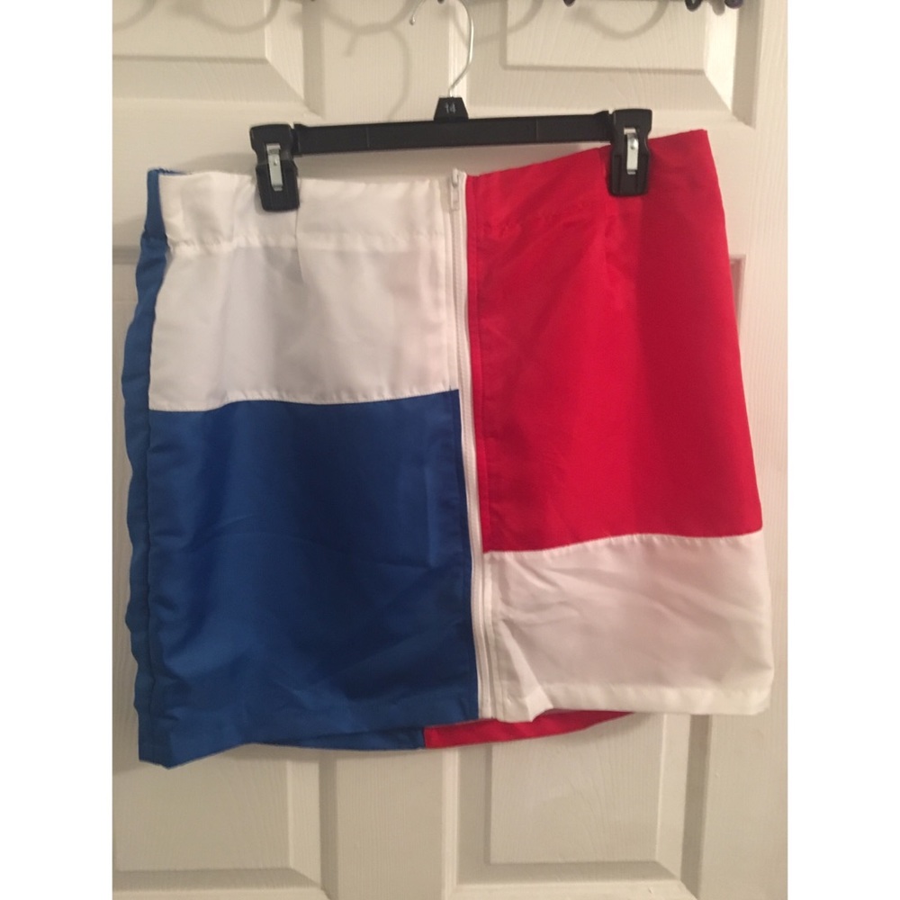 Fashion Nova skirt